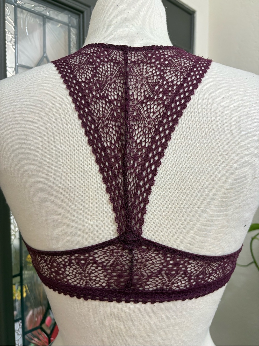 Victoria's Secret Plum Lightly Lined Lace Racerback Bralette | Size M - Picture 4 of 9